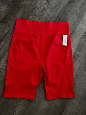 NWT LIVI seamless 4 way stretch High-Waist  Women’s Bike Shorts size 22/24 coral